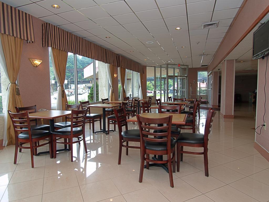 Days Inn Easton Restaurant photo